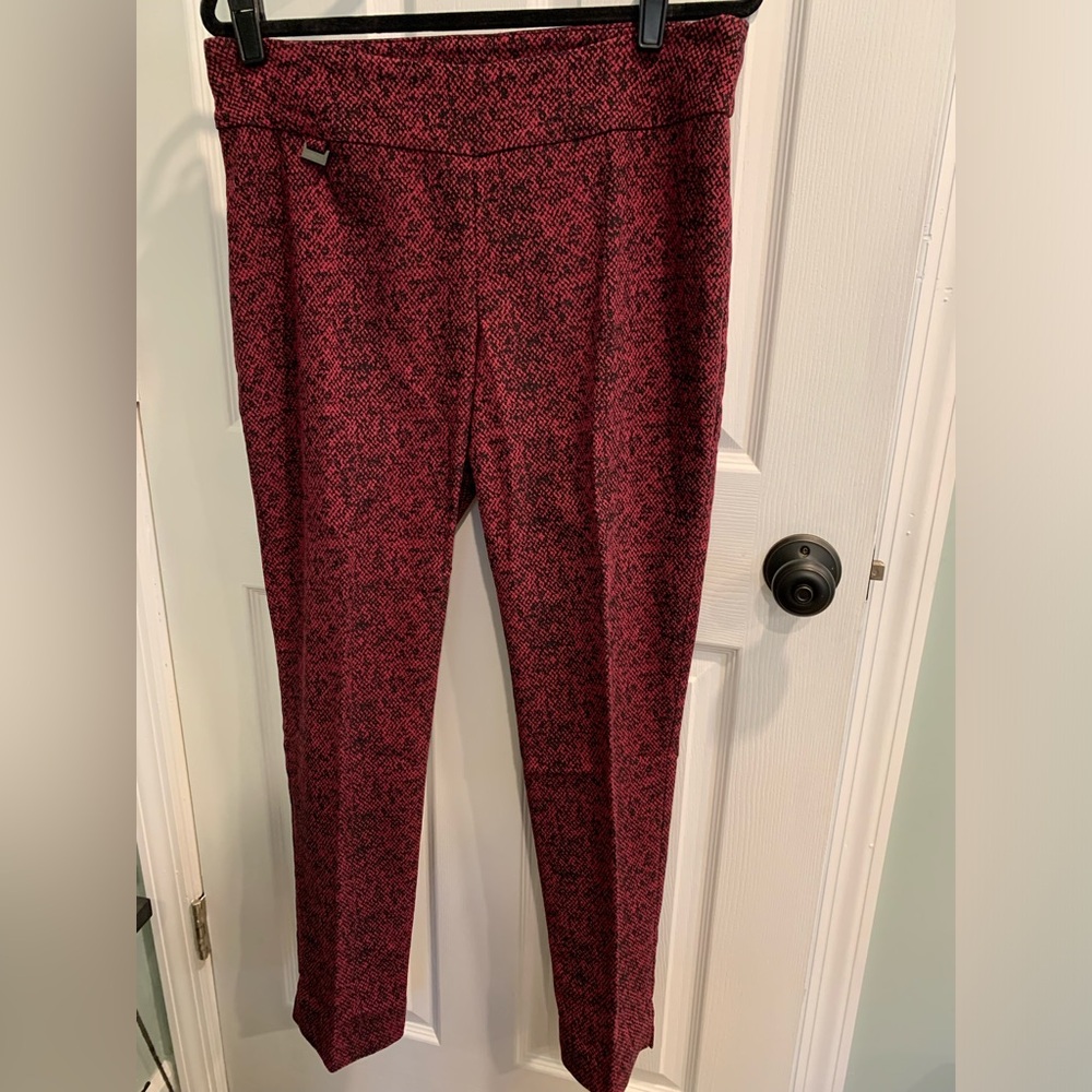 Peck and Peck Cropped Red and Black Pant 12